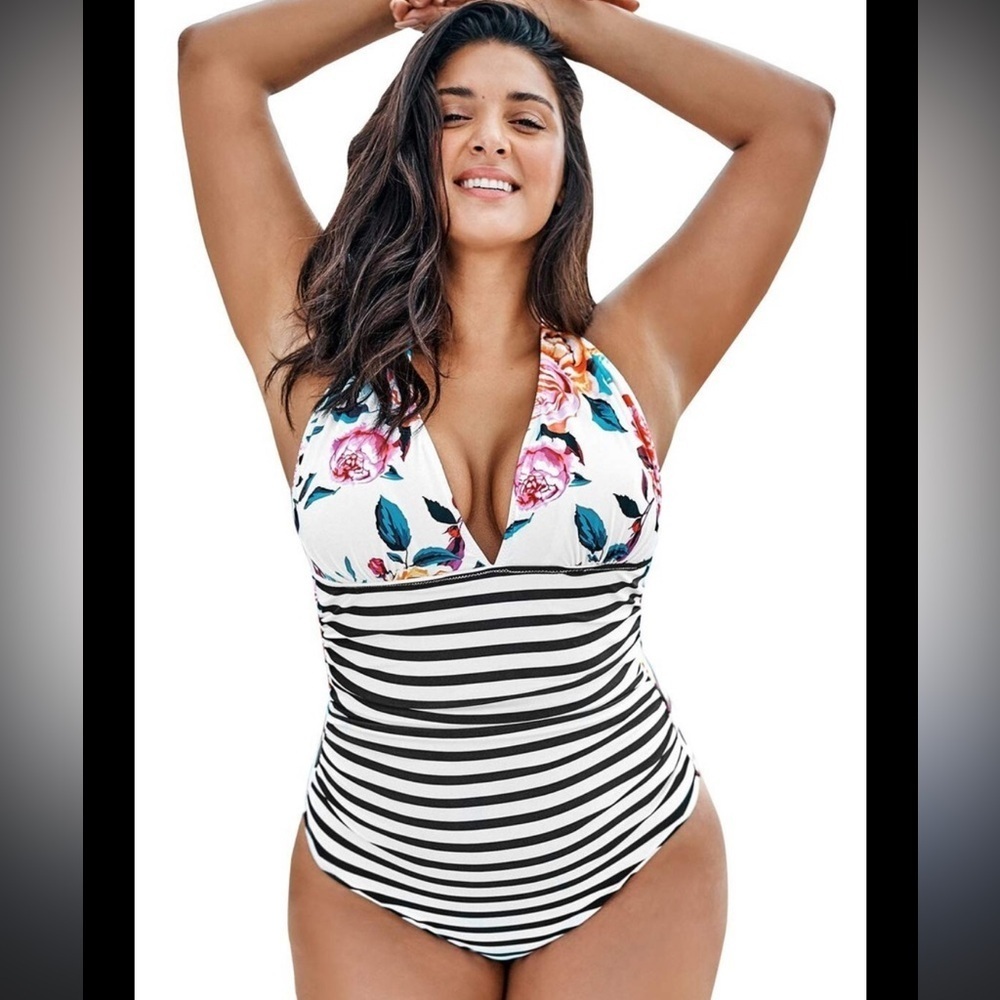 Cupshe Swimsuit Halter NWT